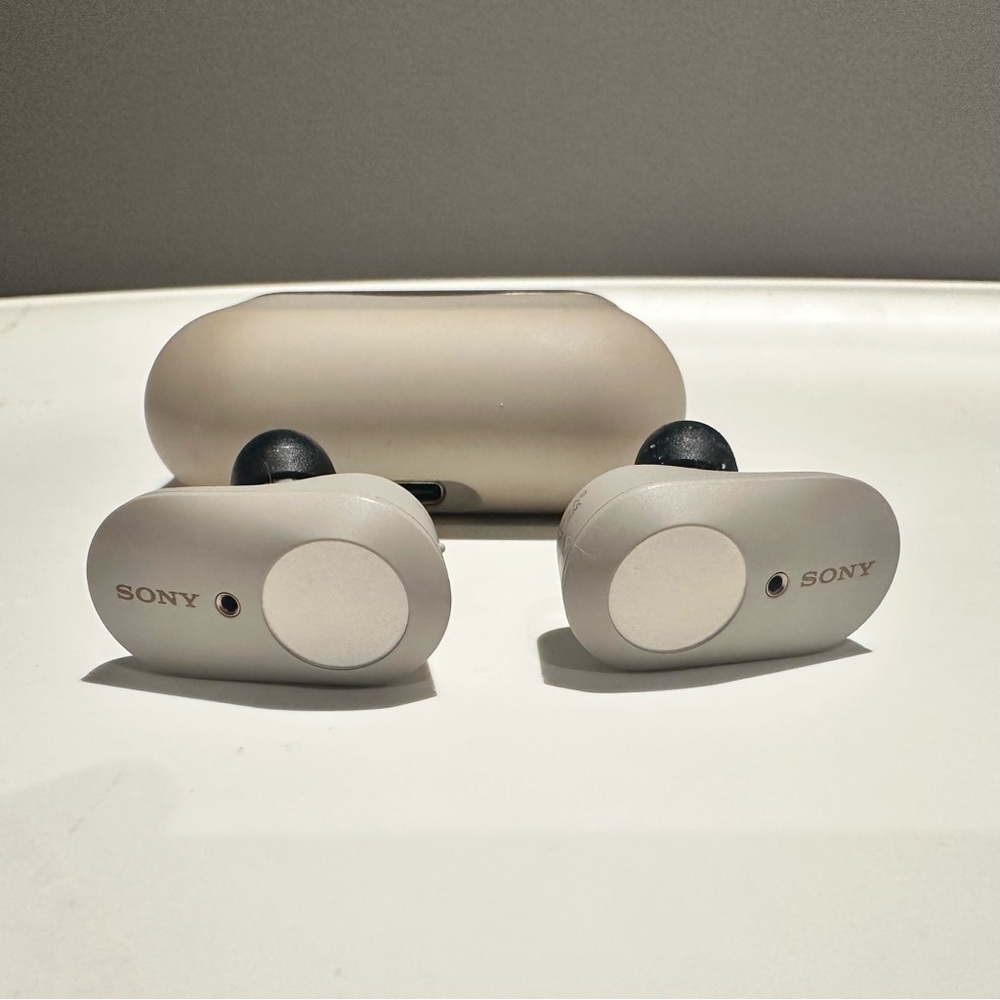 Sony WF-1000XM3 Wireless Noise Cancelling Earbuds Headset/Headphones
